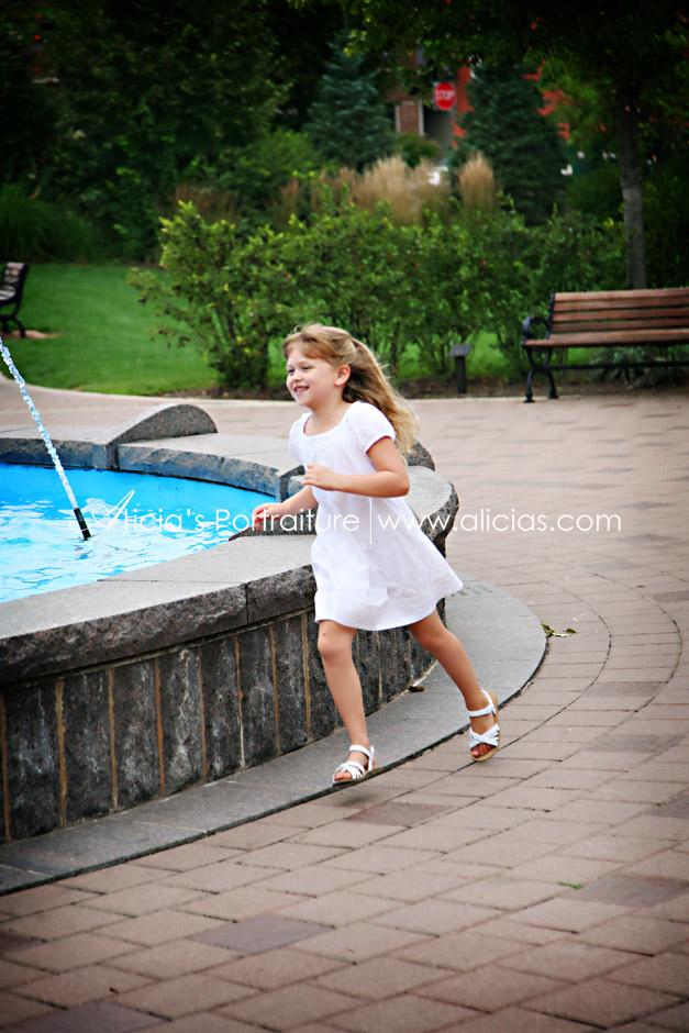 Chicago Naperville Childrens Photographer...Dressed in white