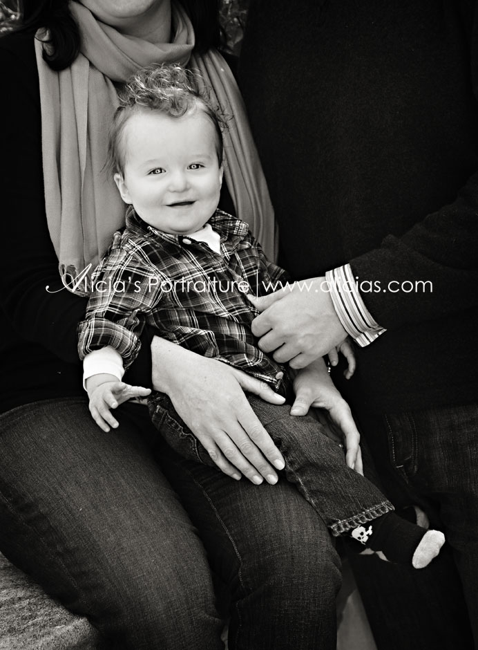 Chicago Family and Baby Photographer...Blue Eyes Smiling Back at Me