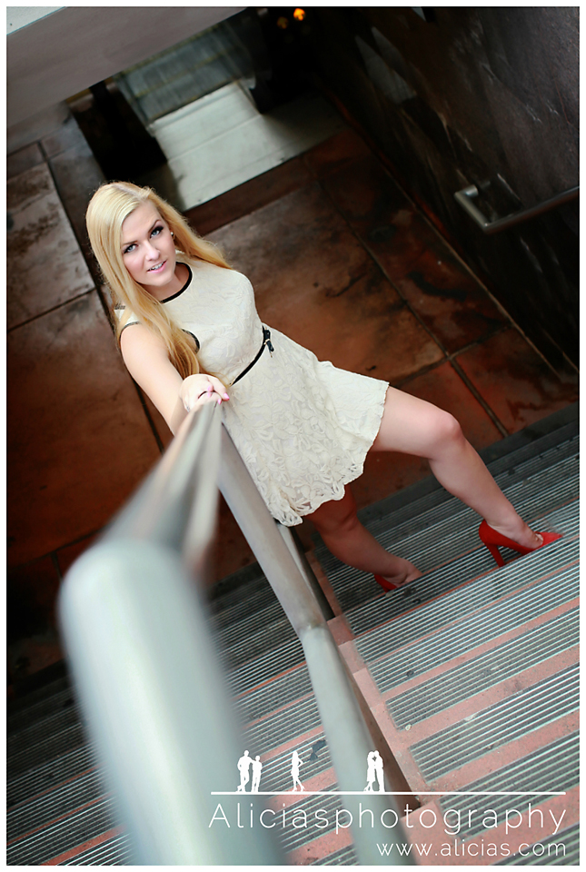 Alicia's Photography shoots a Senior Session in Downtown Chicago